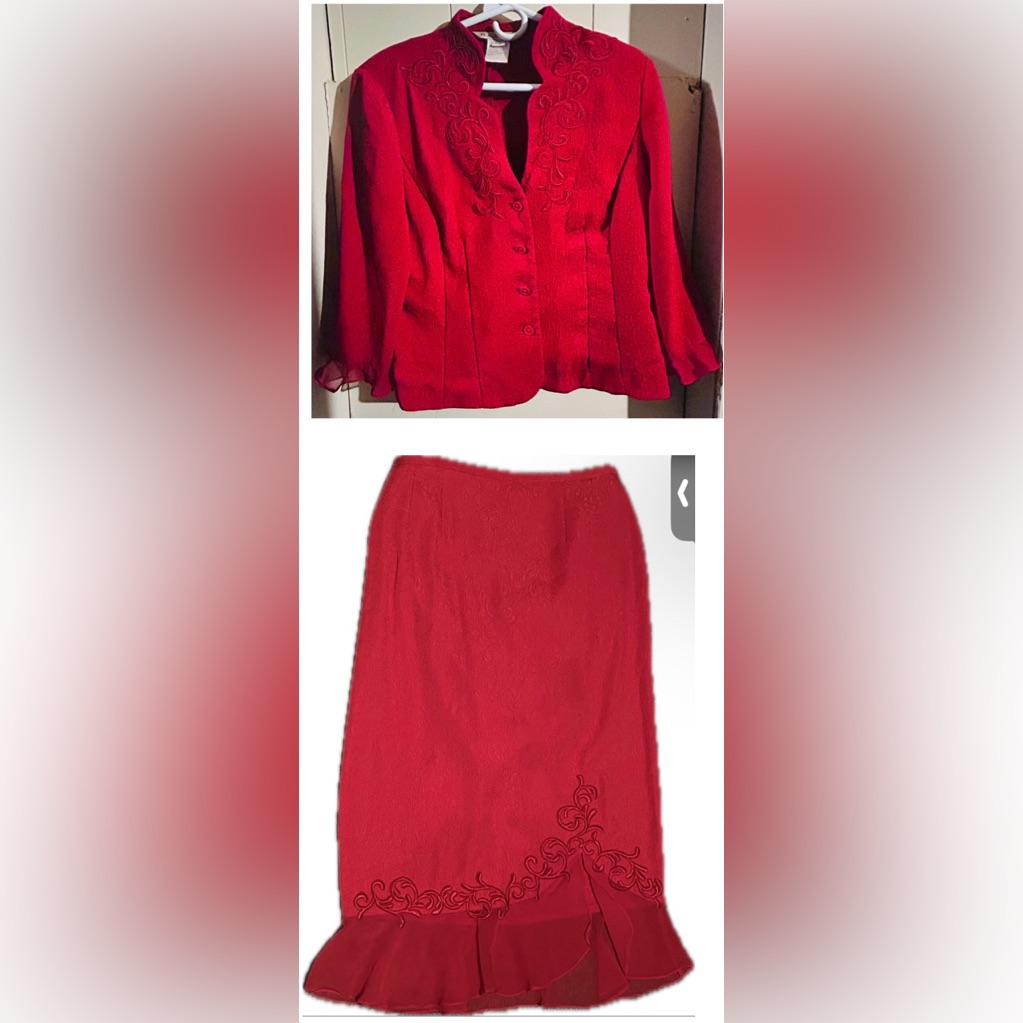 Plaza South 2 Piece Skirt & Blazer Set - Size 10